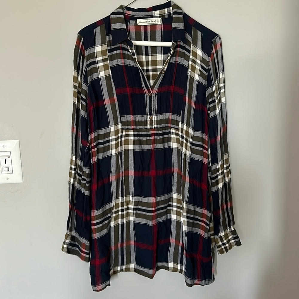 Abercrombie & Fitch blue red green plaid top